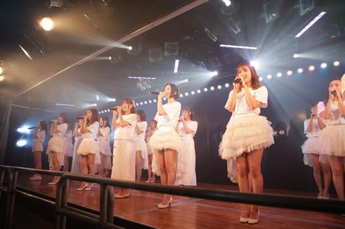 「誘惑のガーター」特別公演で一夜限りの復活を果たしたSDN48（C）AKS