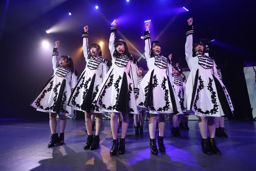 全国ツアーの埼玉公演を行ったAKB48チームA（C）AKS