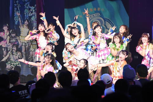 AKB48全国ツアー神奈川公演を行ったチームB（C）AKS