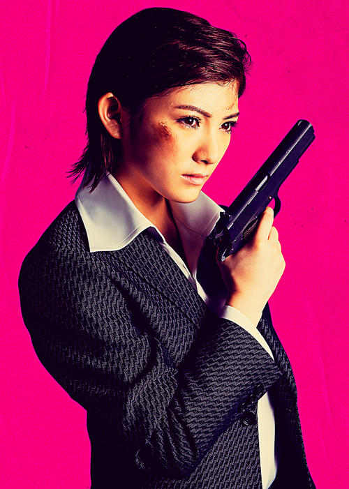 舞台「仁義なき戦い～彼女（おんな）たちの死闘編～」で広能昌三役を演じる岡田奈々