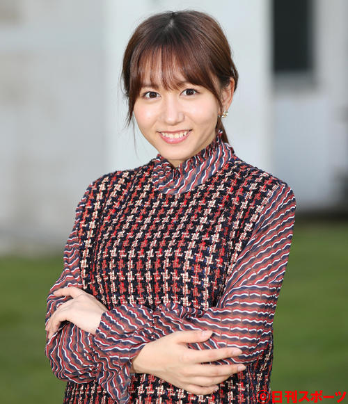 初主演の舞台に、ワクワクした笑顔を見せる大場美奈（撮影・佐藤勝亮）
