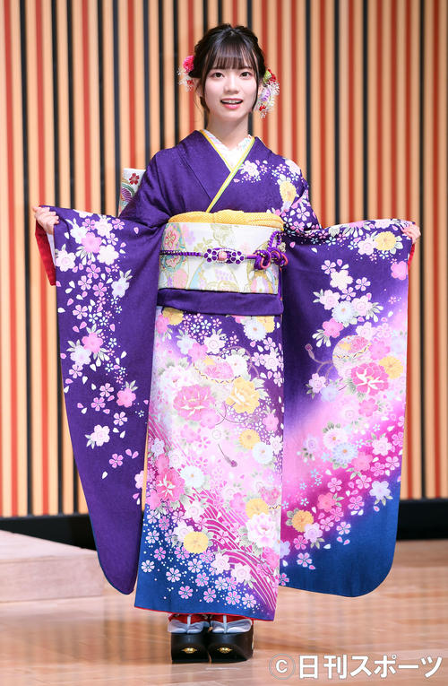 艶やかな振り袖姿を披露したSKE48西満里奈（撮影・たえ見朱実）