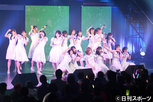 単独コンサートを行ったSTU48（撮影・大友陽平）