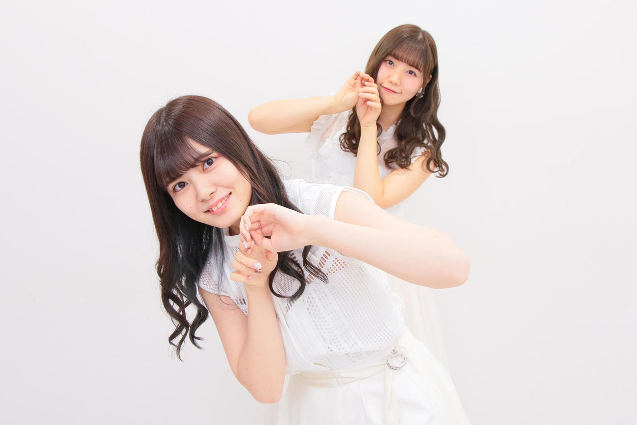 「かどつぐ」公演に出演する角ゆりあ（左）と小熊倫実（（Ｃ）Ｆｌｏｒａ）