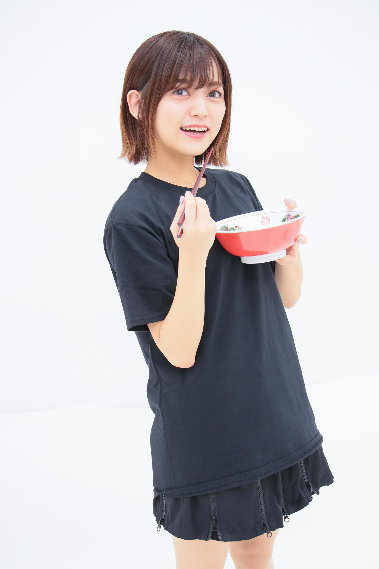 「NGT48らーめん部」部長の中村歩加（C）Flora