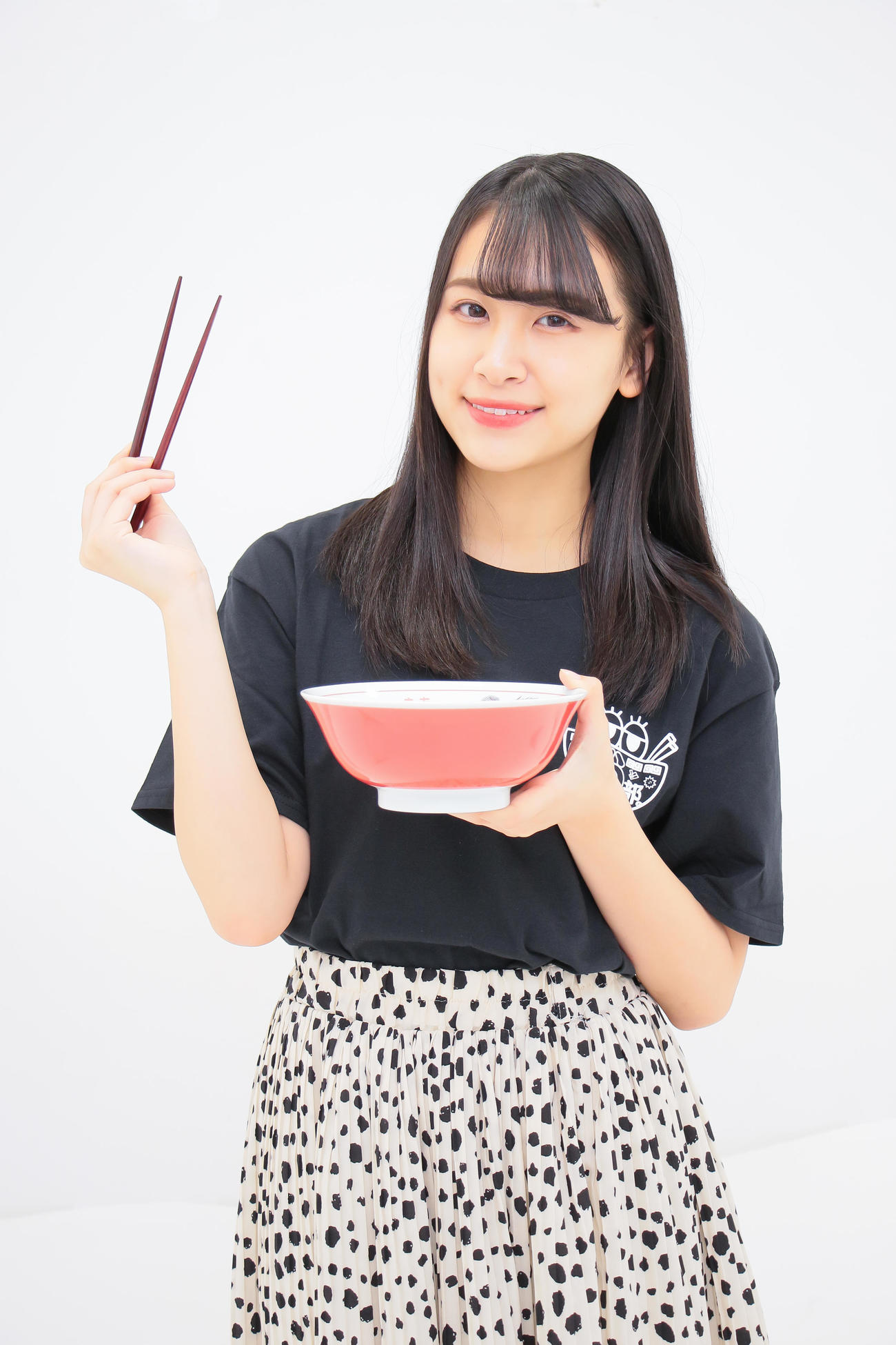 「NGT48らーめん部」新入部員の富永夢有（C）Flora