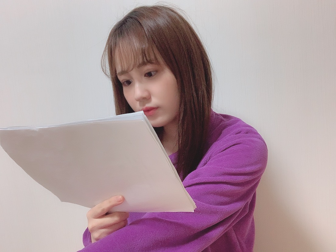 自宅で舞台「酔狂落語～二〇二一春の陣～」の稽古に励む西村菜那子