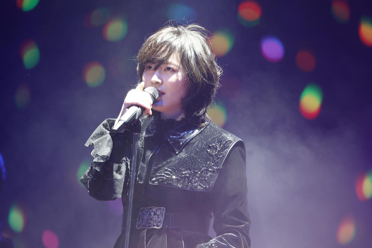 卒業コンサート夜公演中にショートカットにするサプライズを見せた松井珠理奈（C）2021 Zest,Inc.／AEI