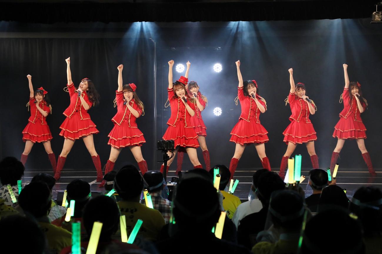 卒業公演を行ったSKE48高柳明音（中央）（C）2021 Zest,Inc.　