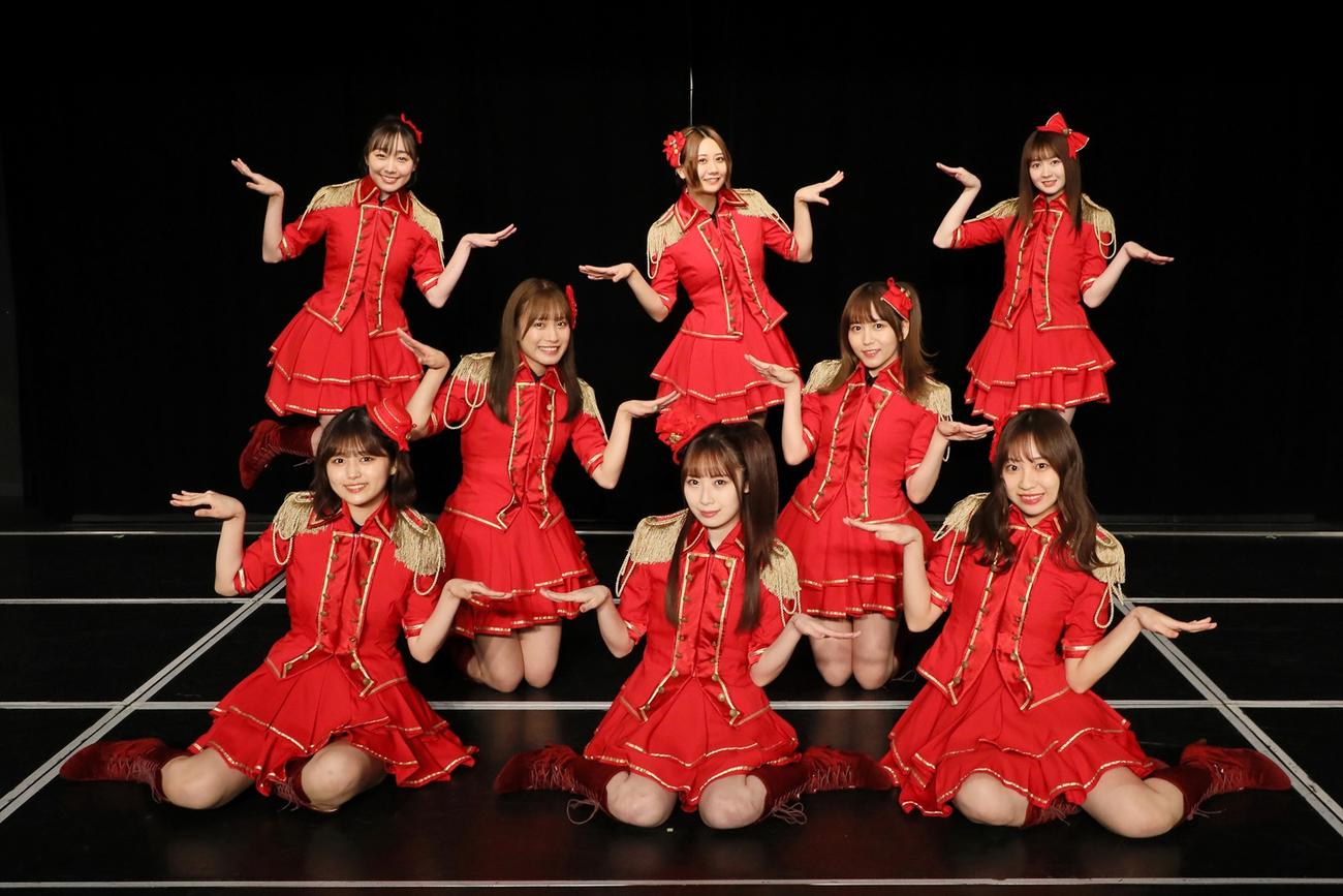 高柳明音卒業公演に出演した、前列左から北野瑠華、高柳、日高優月、中列左から斉藤真木子、大場美奈、後列左から須田亜香里、古畑奈和、江籠裕奈（C）2021 Zest,Inc.　