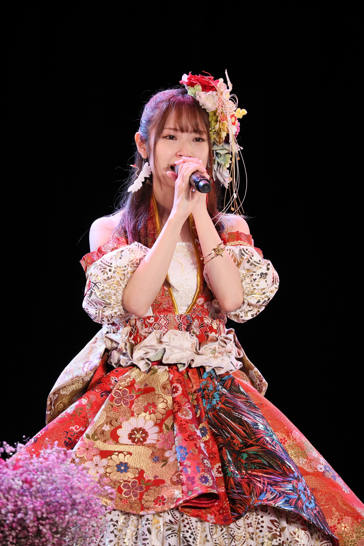 卒業公演で目を潤ませながら歌うSKE48高柳明音（C）2021 Zest,Inc.
