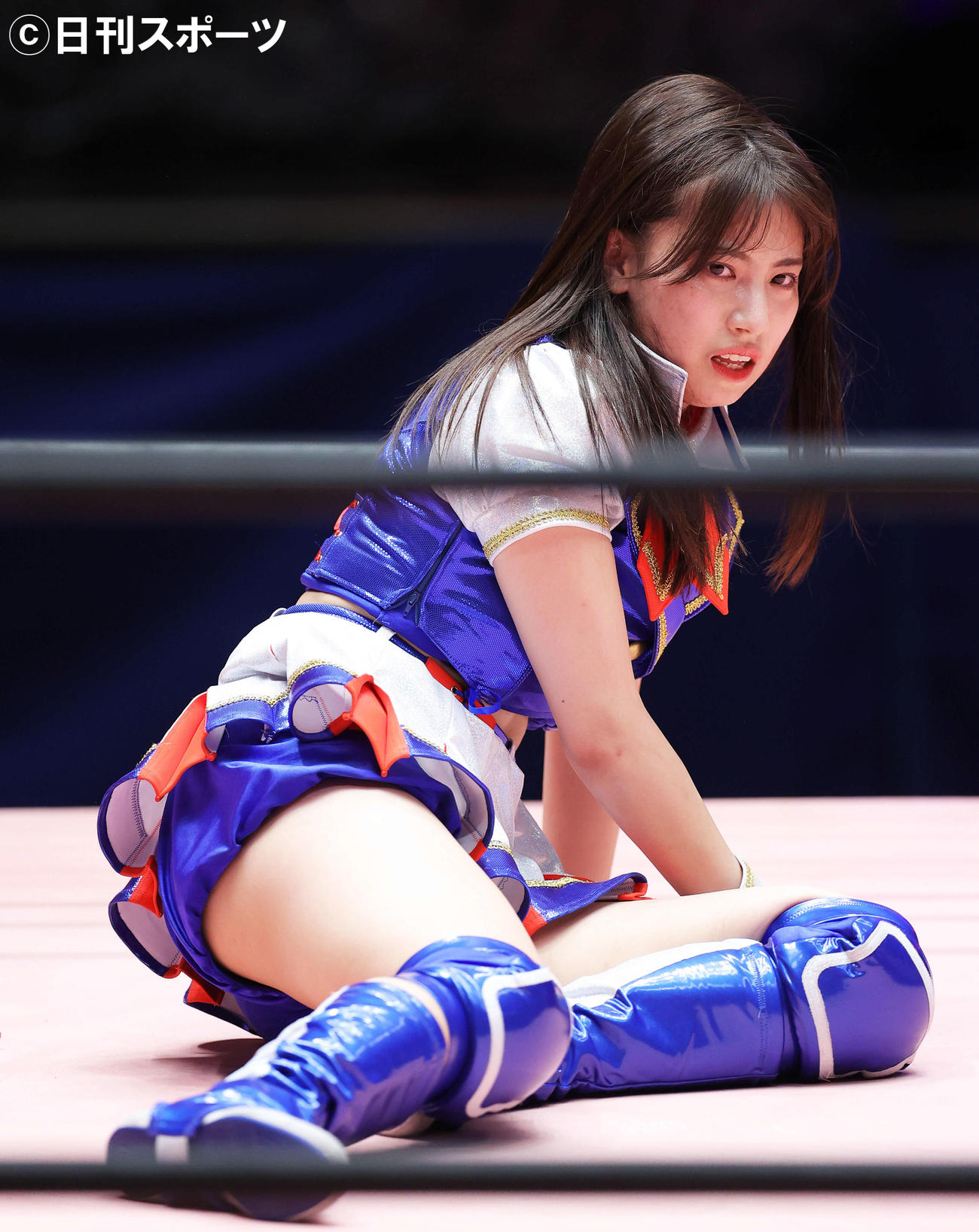 伊藤麻希、遠藤有栖組に敗れ、険しい表情を浮かべる荒井優希（撮影・河田真司）