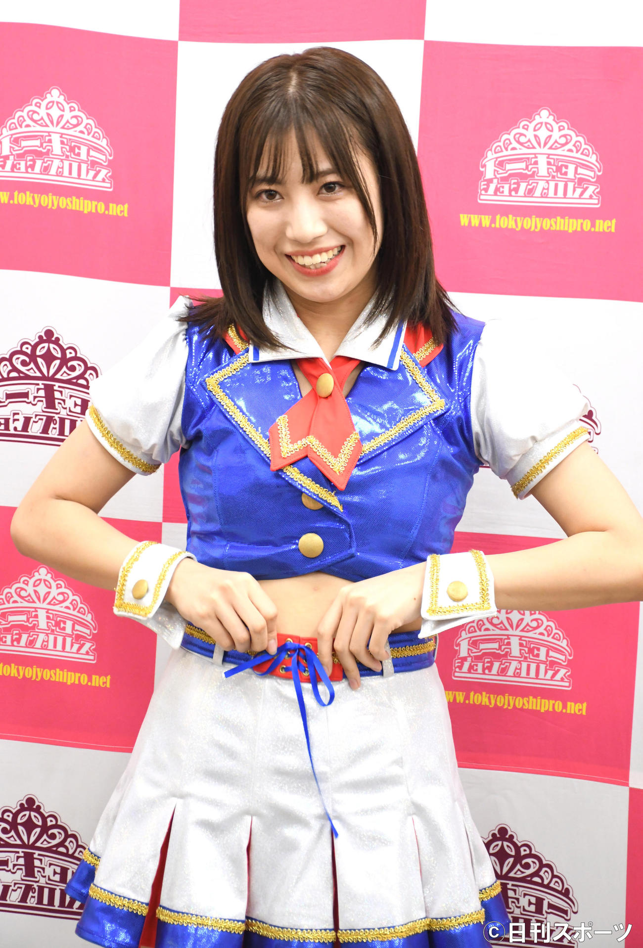 東京女子プロレス「Don’t miss the signs」で初勝利を挙げ笑顔を見せるSKE48荒井優希（撮影・大友陽平）