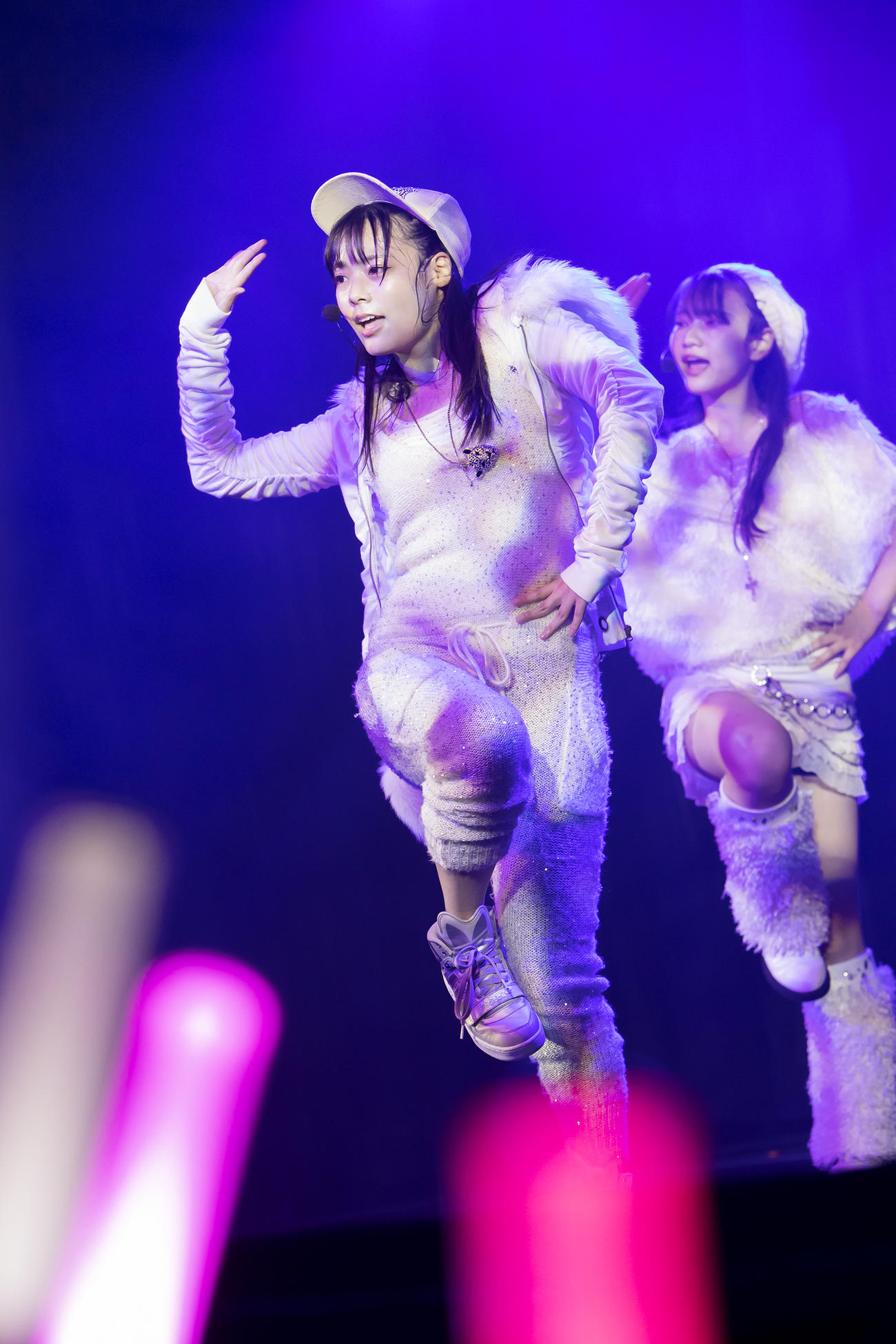 初の劇場公演でパフォーマンスするイ・シヨン（C）NMB48