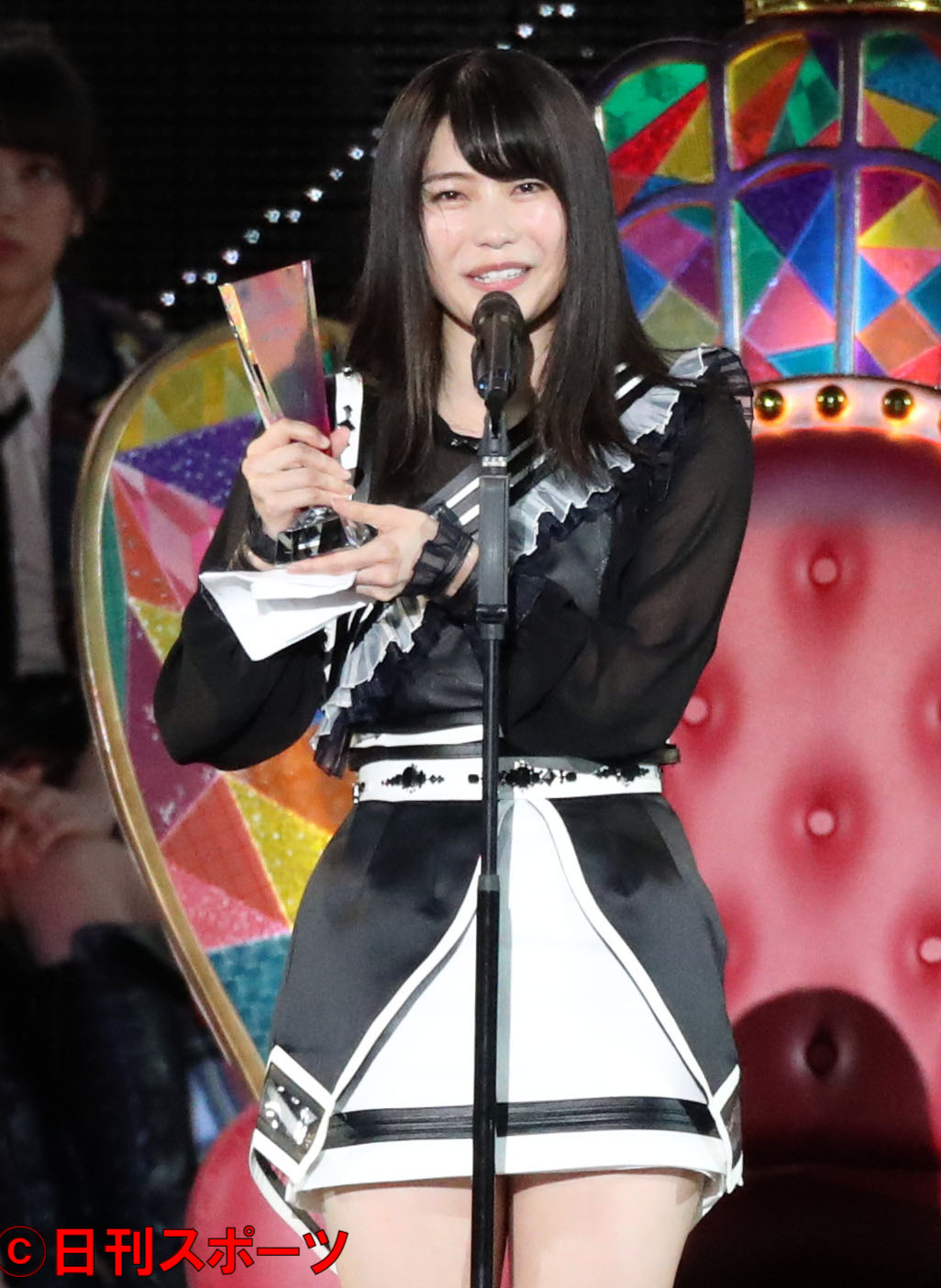 AKB48グループ新聞　第10回世界選抜総選挙　6位の横山由依（2018年6月16日撮影）