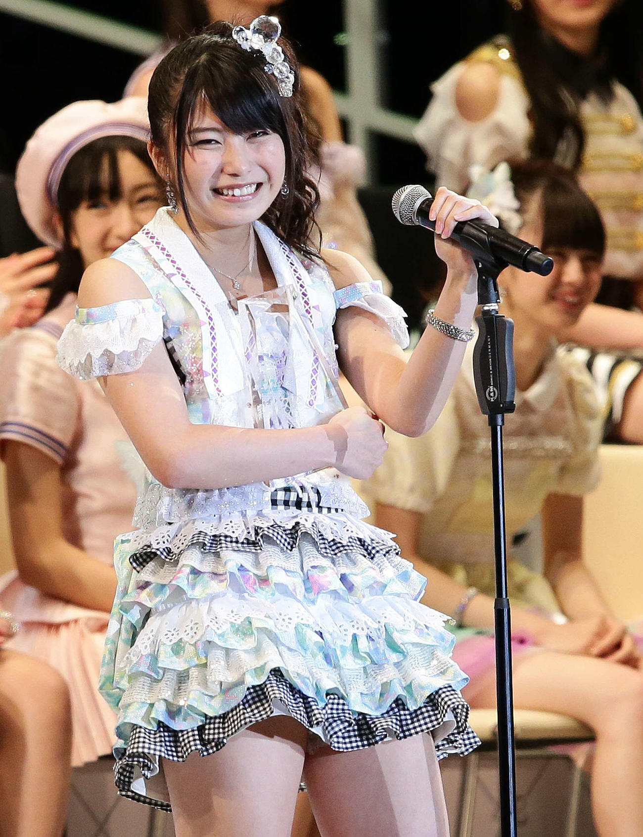 第5回AKB48選抜総選挙開票イベント　13位の横山由依（2013年6月撮影）