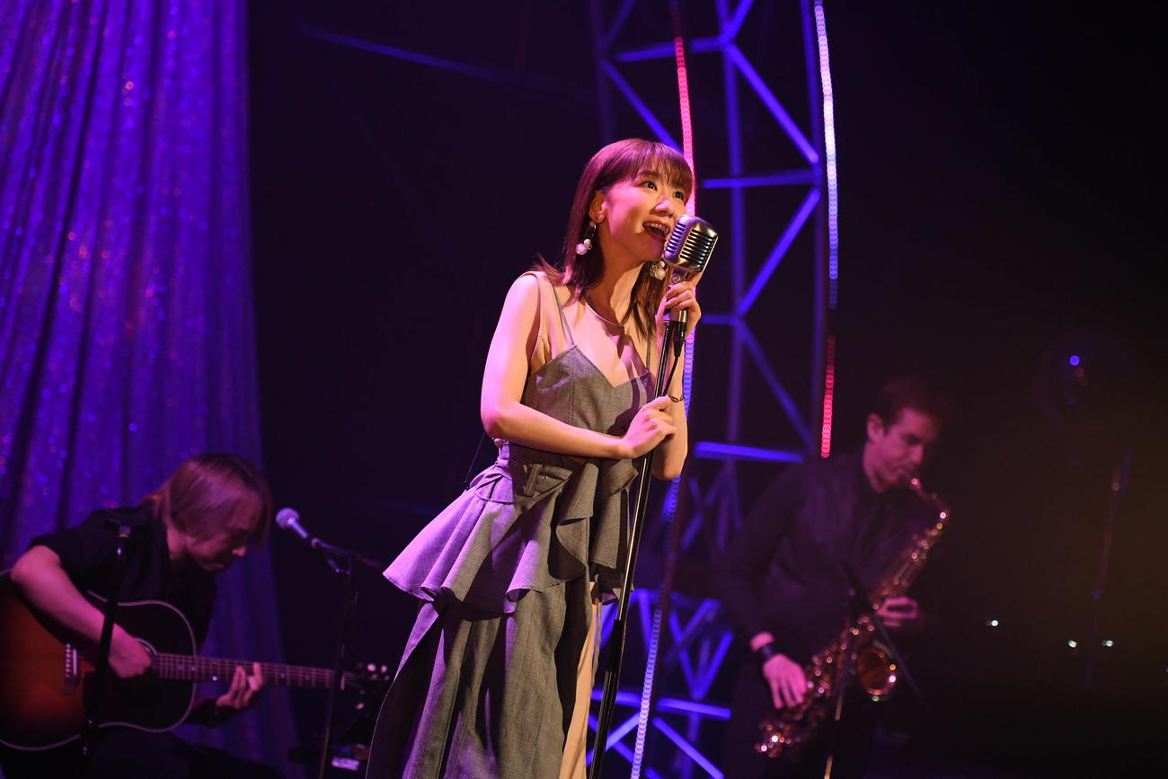 ソロで“アンプラグドコンサート”を行ったAKB48柏木由紀
