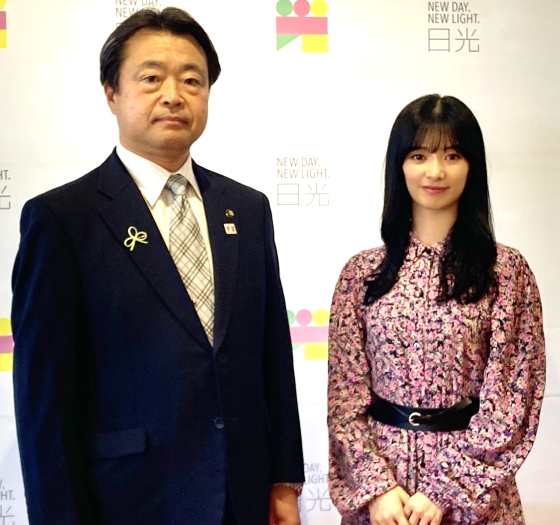 映画「日光物語」の制作発表に出席した粉川昭一視聴と武藤十夢