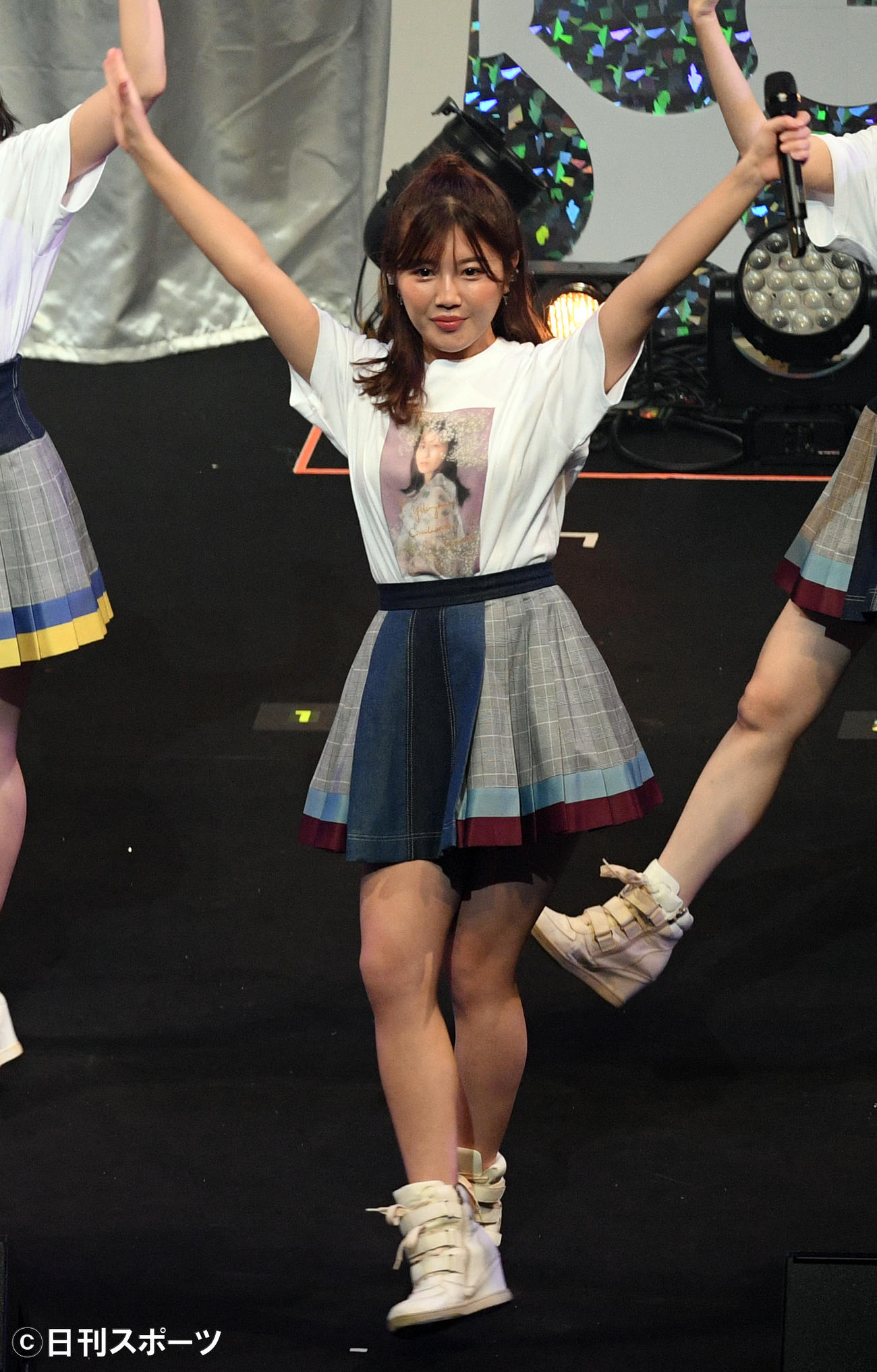 「横山由依卒業コンサート～深夜バスに乗って～」　　AKB48宮崎美穂＝2021年11月27日撮影