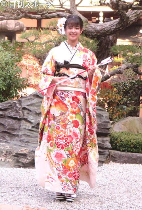 成人式を迎えたNMB48の桜田彩叶