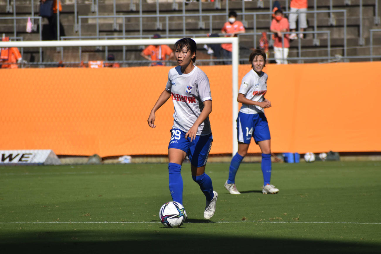 21年9月20日の大宮戦に出場した千野（アルビレックス新潟レディース提供）