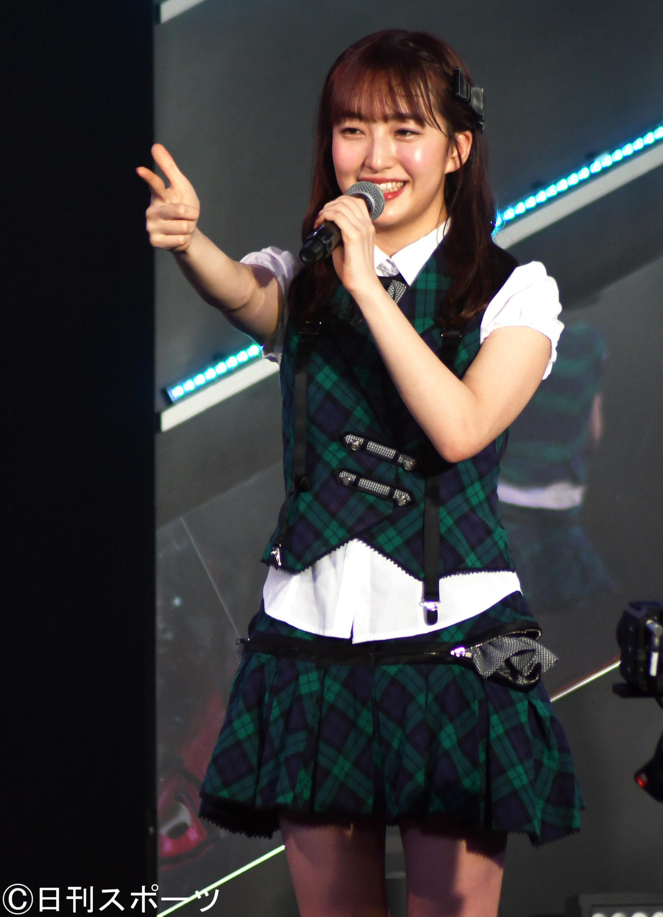 卒業公演の自己紹介でキャッチフレーズを披露するHKT48田島芽瑠（撮影・大友陽平）