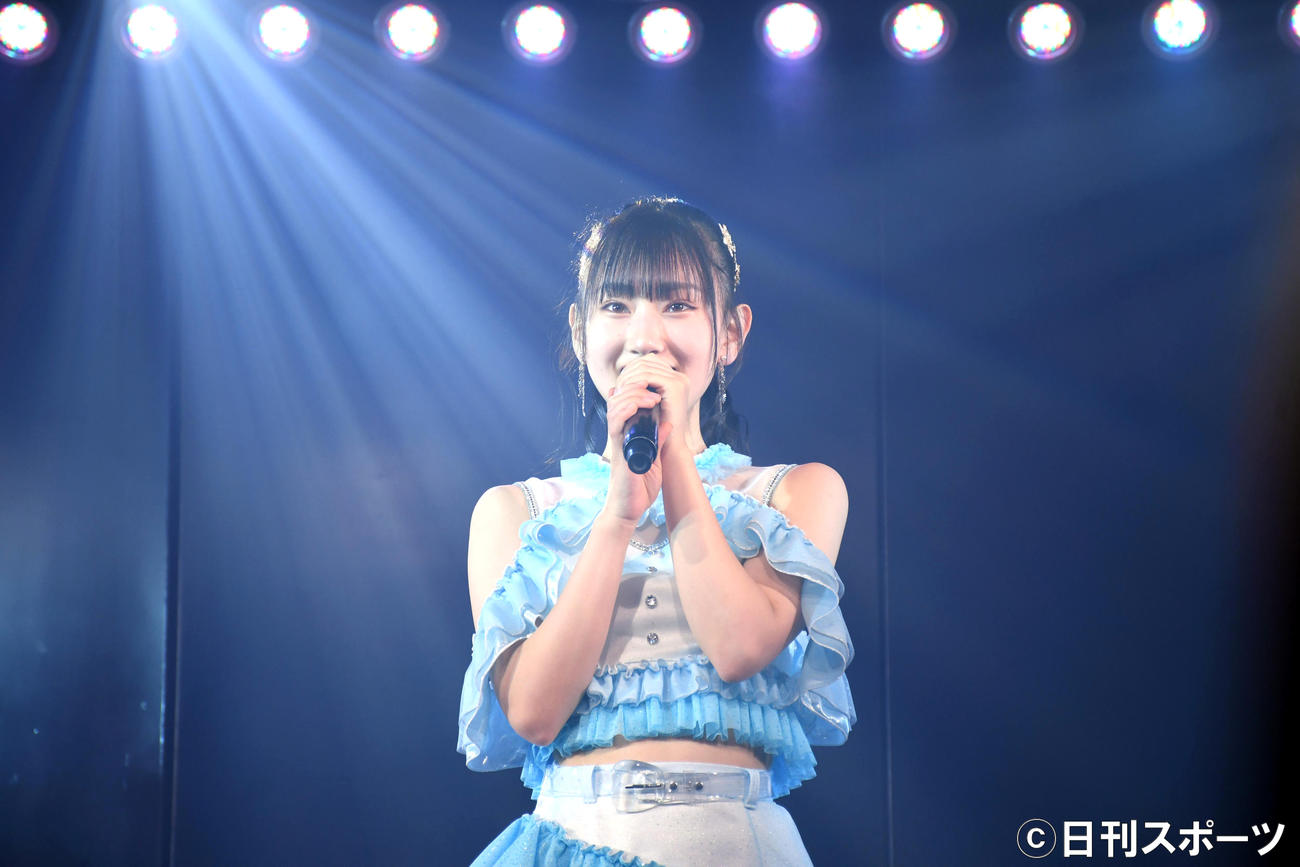 浅井チームB「アイドルの夜明け公演」初日公演で初めて劇場フル出演したAKB48徳永羚海（撮影・大友陽平）