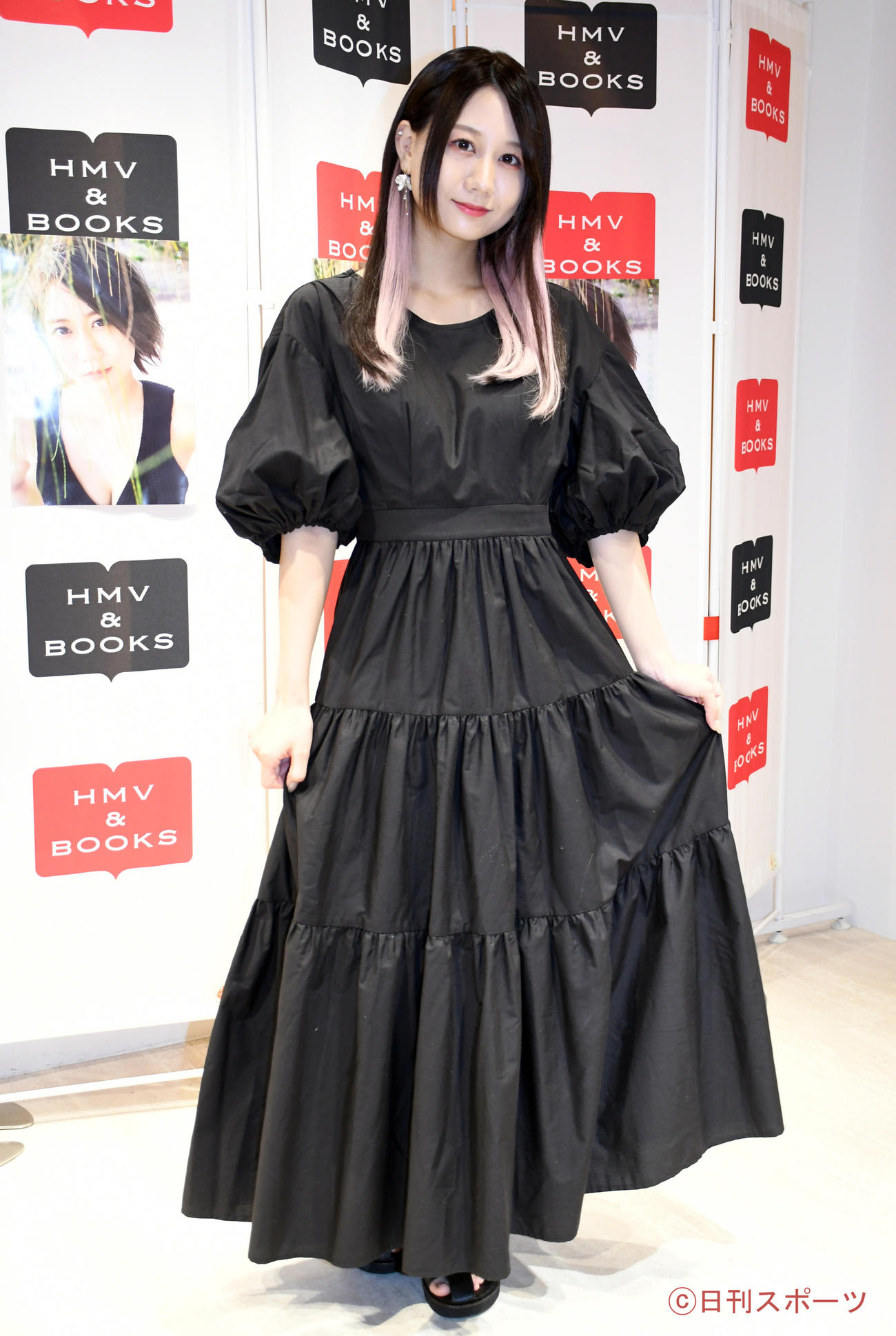 ファースト写真集「感情の境界線」発売イベントを行ったSKE48古畑奈和（撮影・大友陽平）