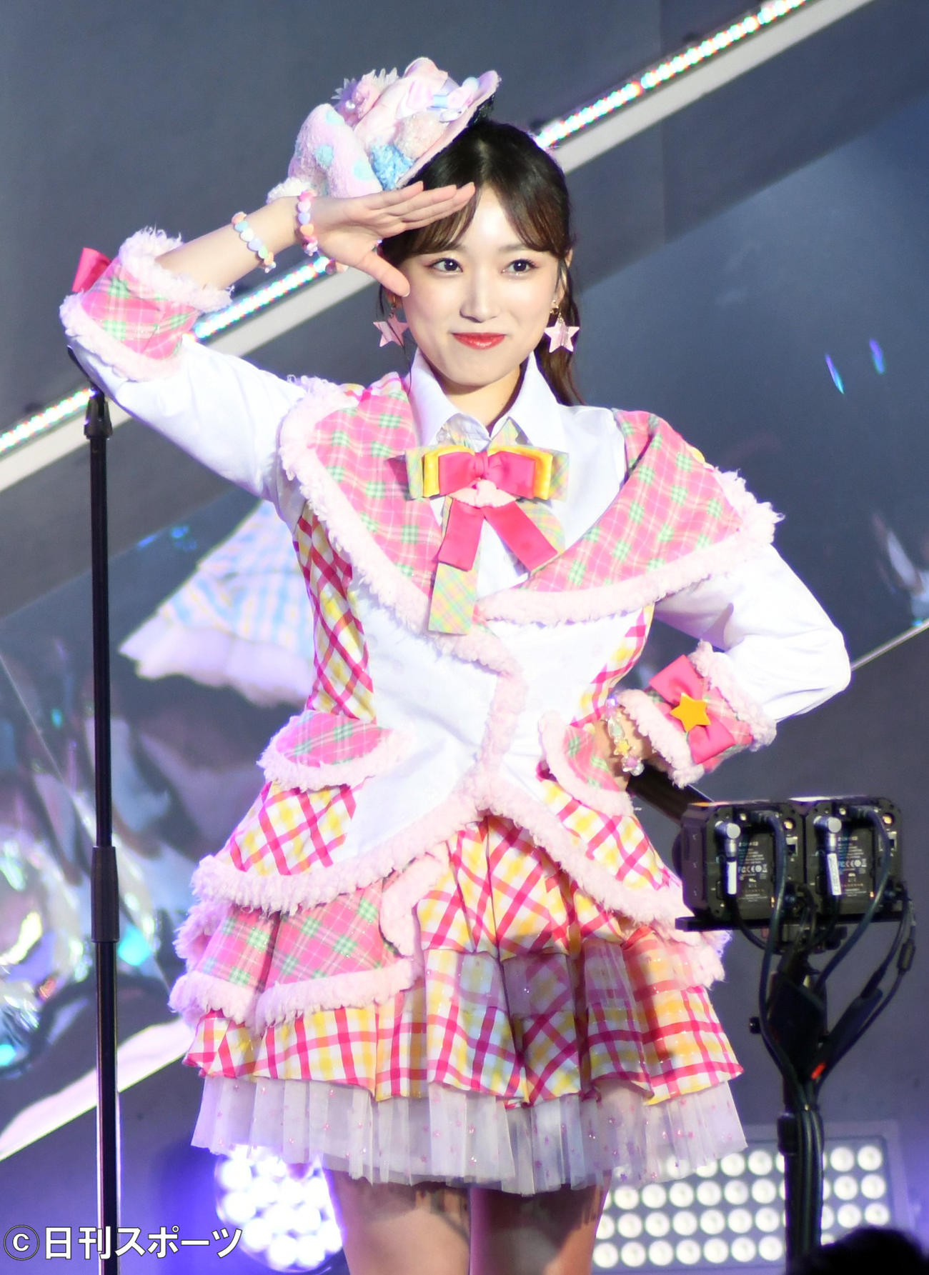 「生誕祭」公演でパフォーマンスするHKT48矢吹奈子（撮影・大友陽平）