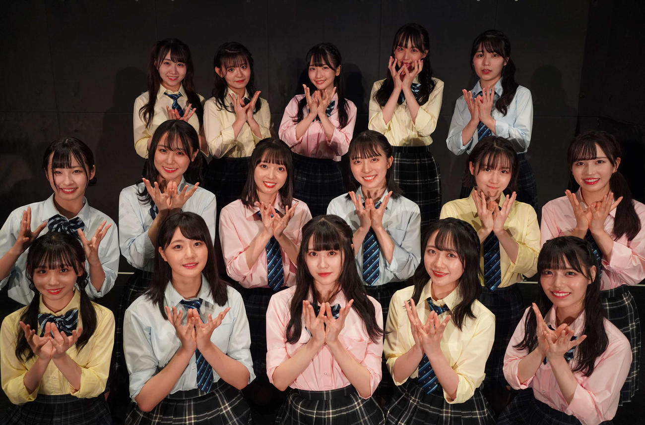 新公演「花は誰のもの？」初日公演を行ったSTU48（C）STU