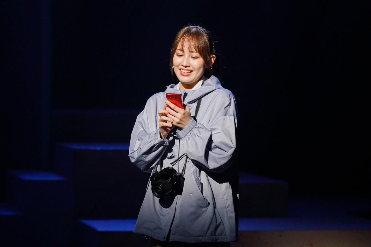 舞台「家族のはなし」で吉村真紀役を演じた西村菜那子（C）ILLUMINUS