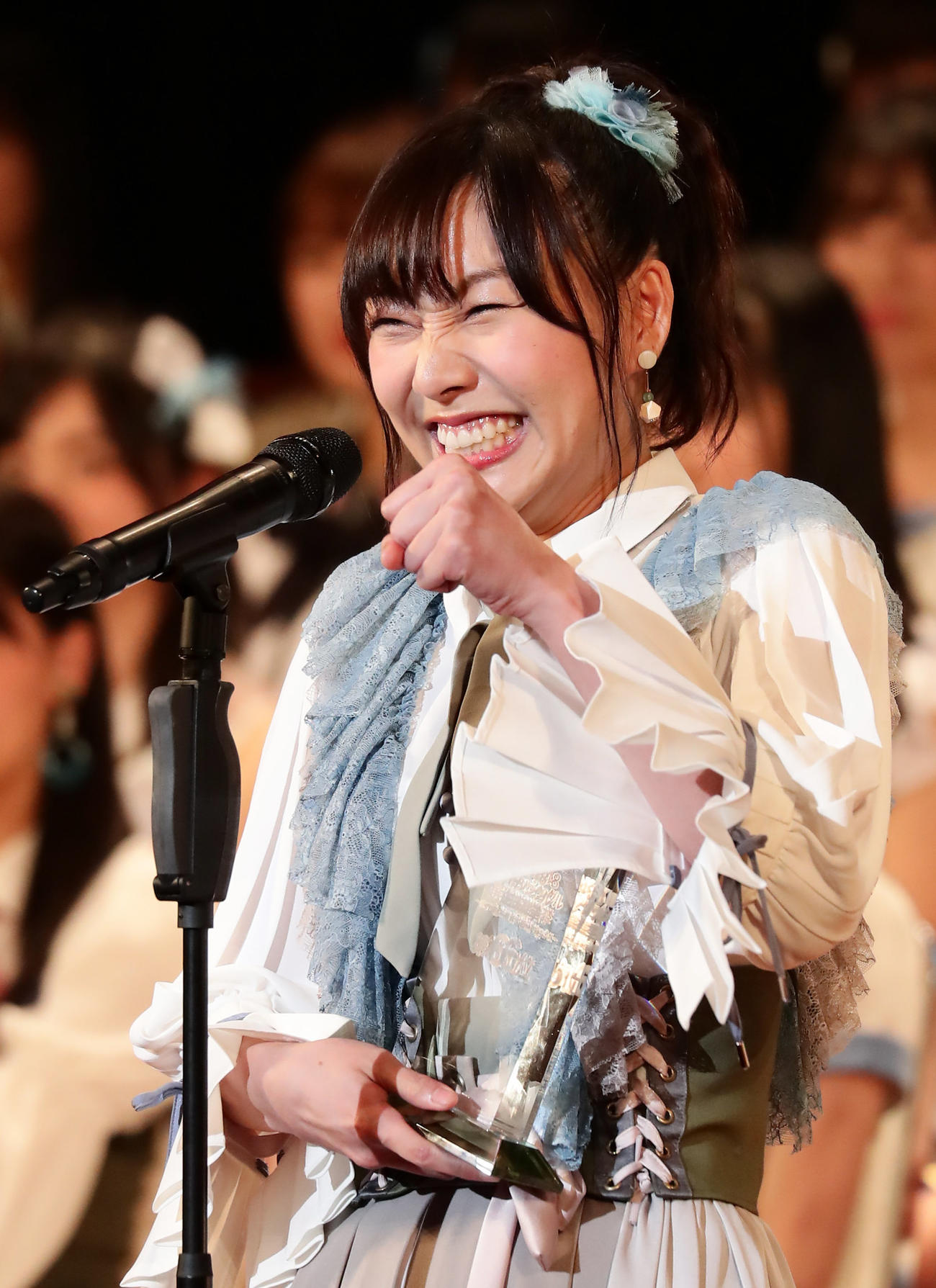 2017年6月、6位に選ばれ、ガッツポーズを決める須田亜香里