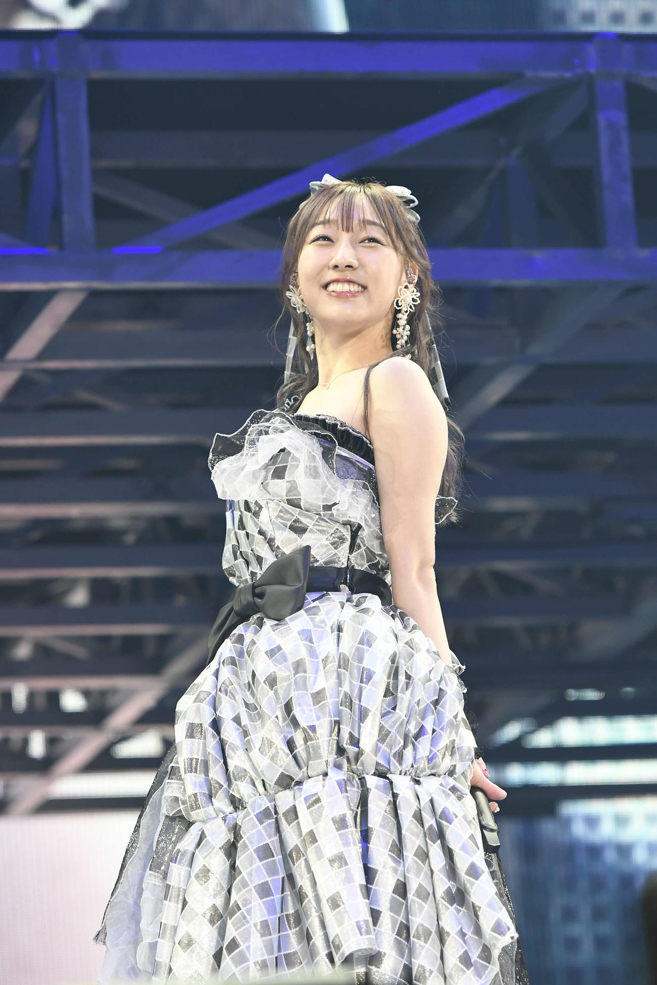 卒業コンサートで笑顔でパフォーマンスするSKE48須田亜香里（C）2022 Zest, Inc.／AEI