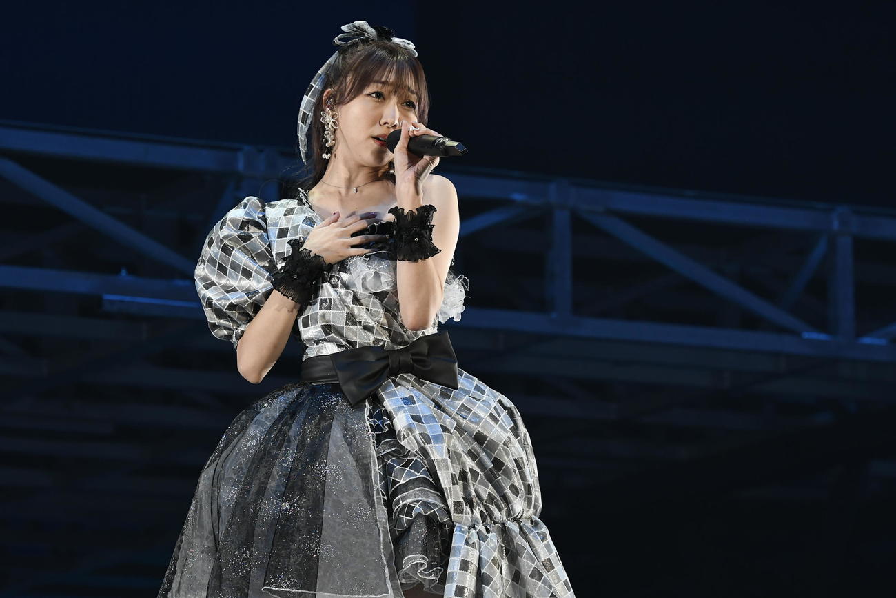 卒業コンサートでパフォーマンスするSKE48須田亜香里（C）2022 Zest, Inc.／AEI