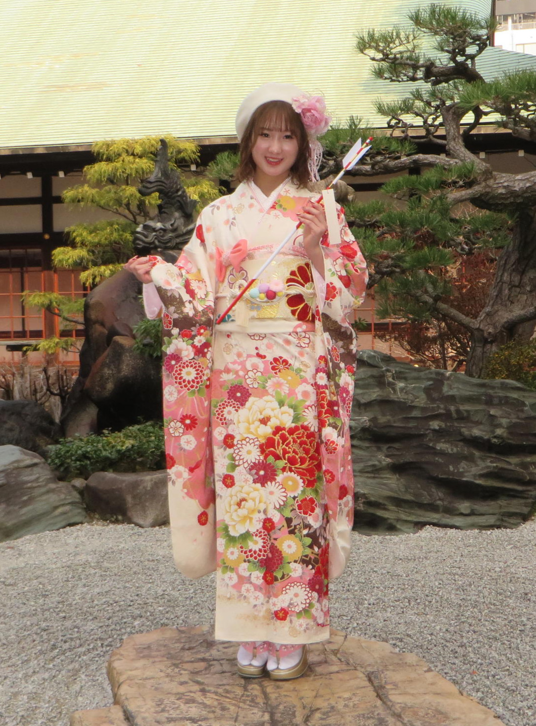 「はたちのつどい」に参加したNMB48の中野美来