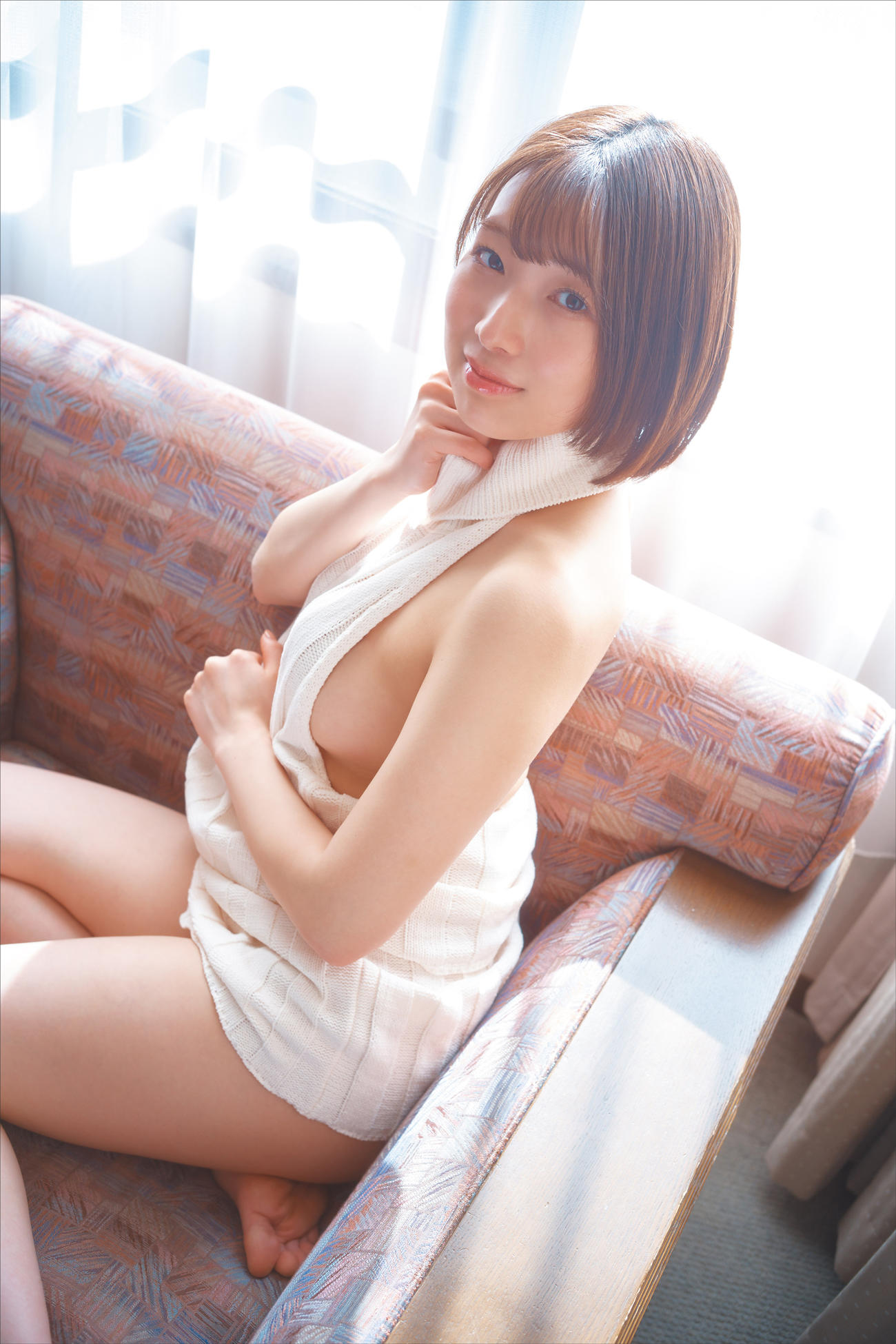 ファースト写真集「愛される予感」の先行カットを公開したNMB48安部若菜（岡本武志氏撮影）