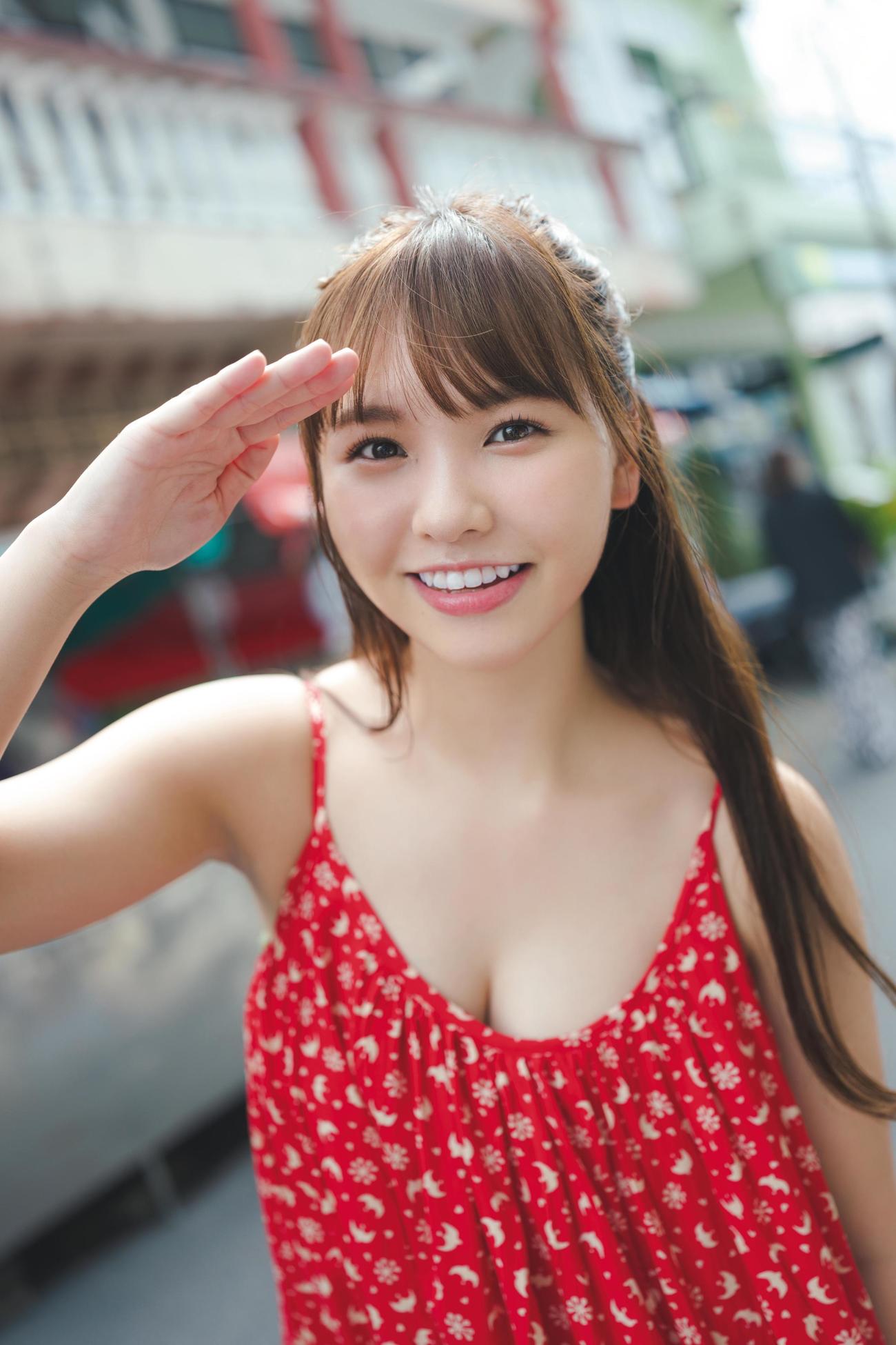 自身2冊目の写真集「どこを見ればいい？」を発売するNMB48本郷柚巴（カノウリョウマ氏撮影）