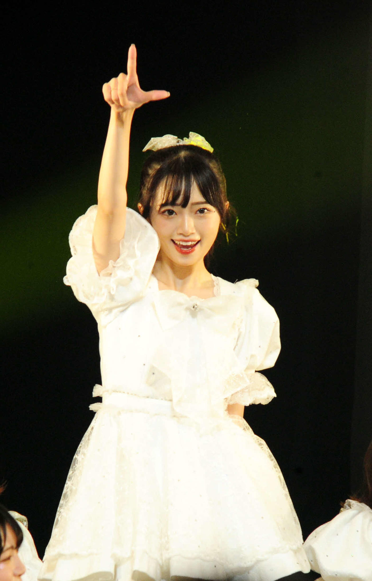 卒業前ラストシングル「あのさ、いや別に…」をパフォーマンスするNGT48・中井りか