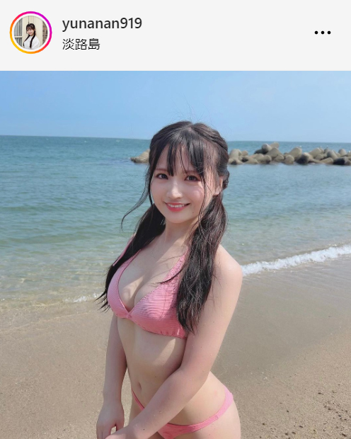NMB早川夢菜「ピンク水着めっかわ」ビーチでビキニオフショットで美