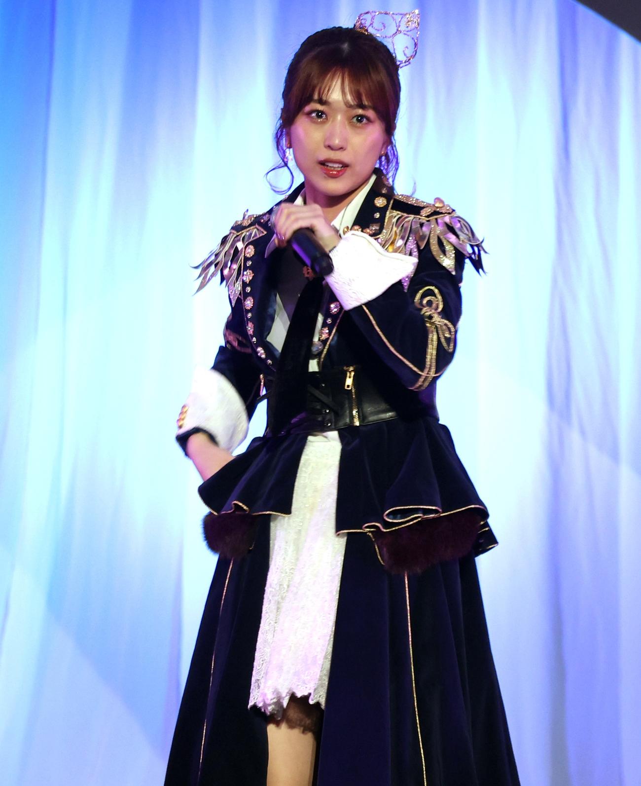 篠崎彩奈