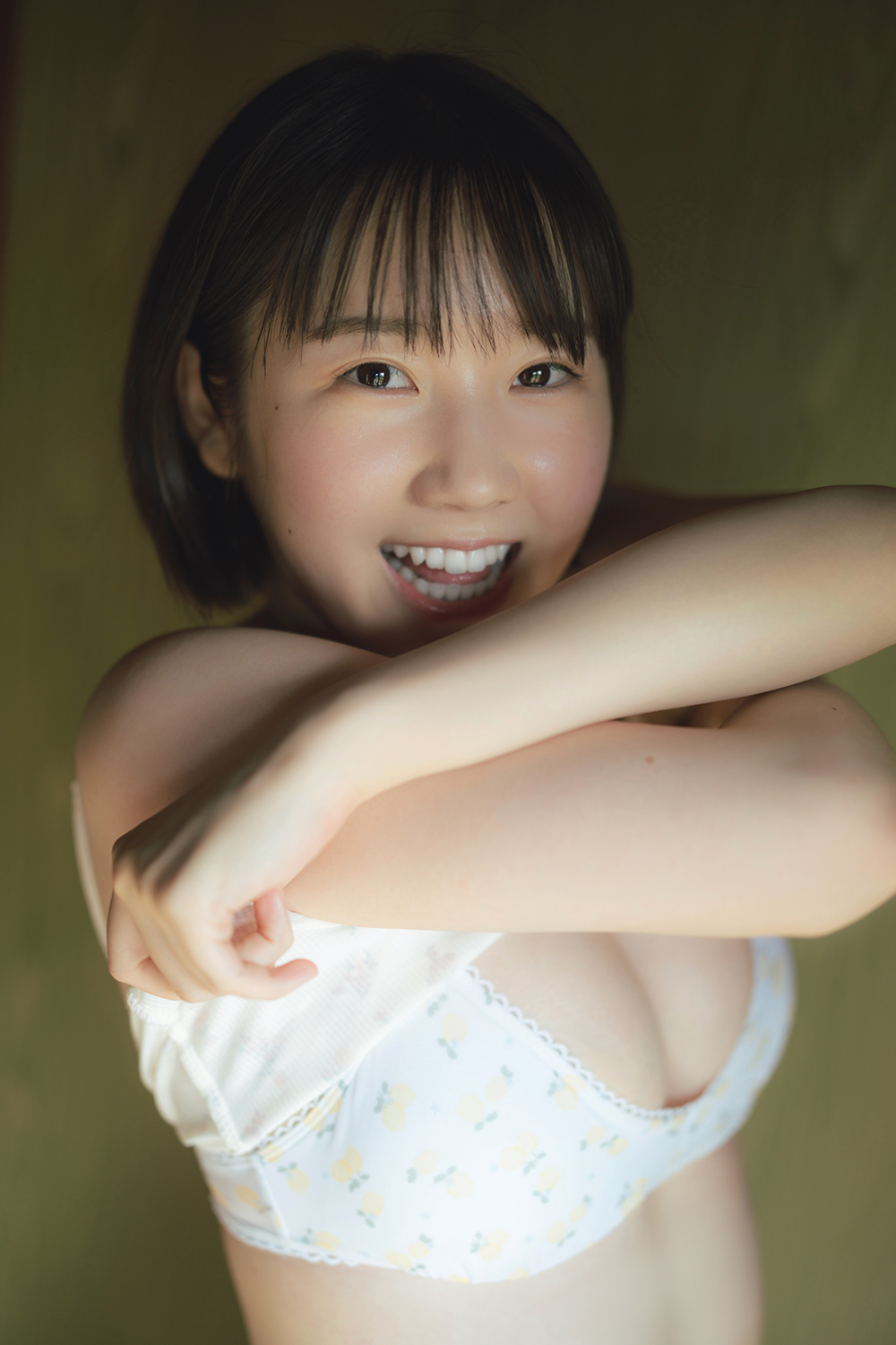 STU48甲斐心愛ファースト写真集の先行カット