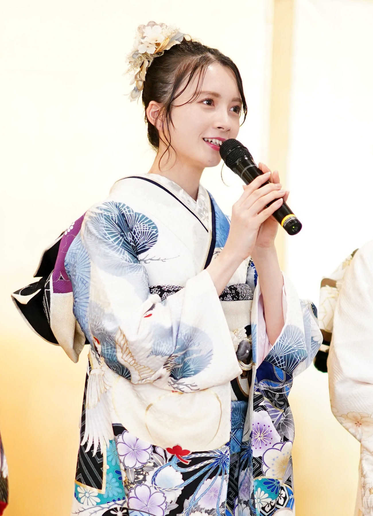 二十歳の抱負を語るAKB48の水島美結（撮影・横山健太）