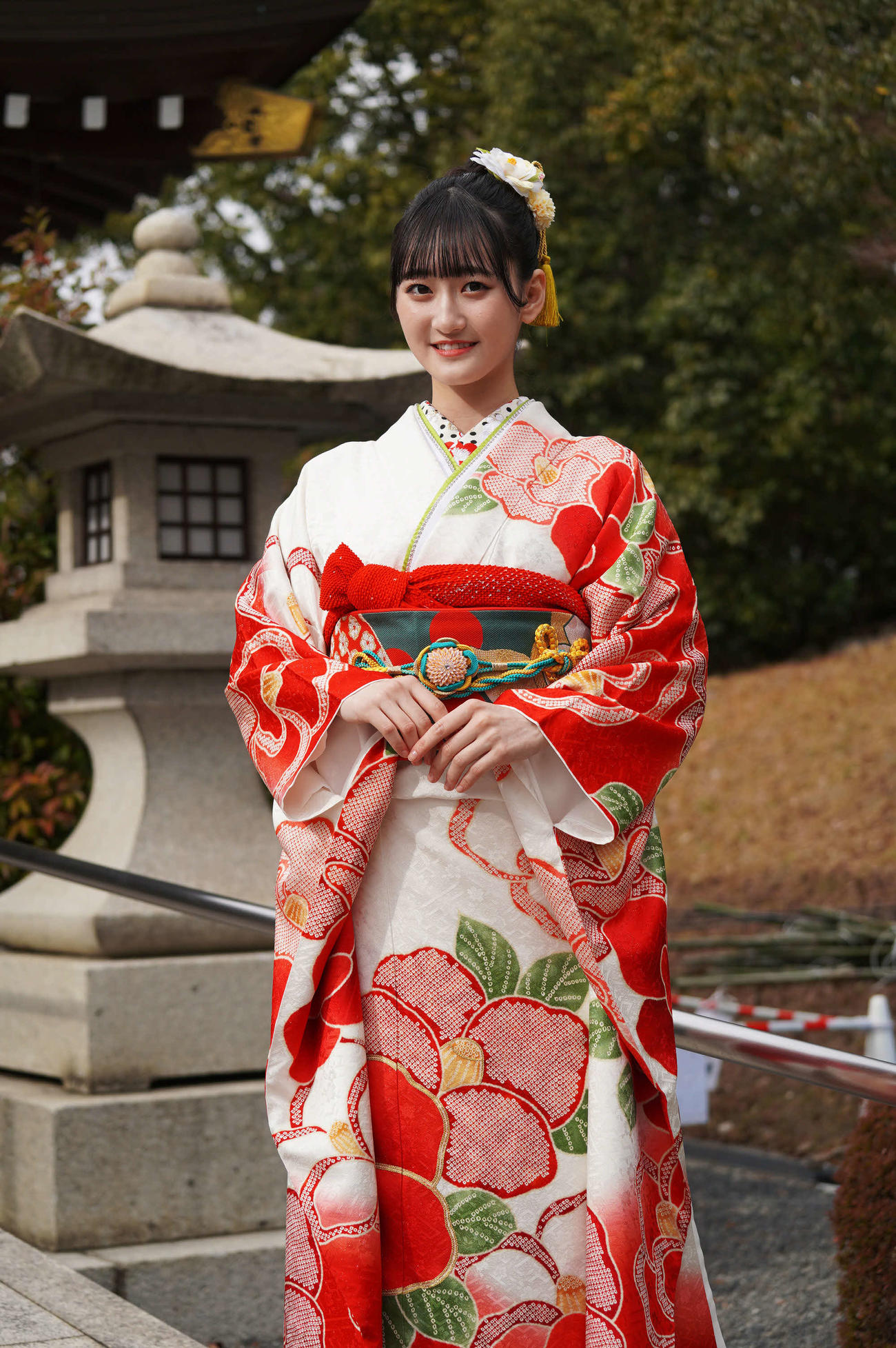 成人奉告祭に出席したSTU48信濃宙花（C）STU