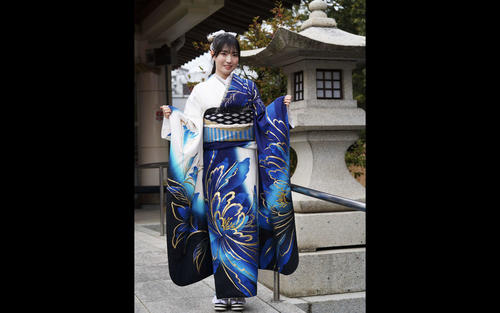 成人奉告祭に出席したSTU48壁島結華（C）STU