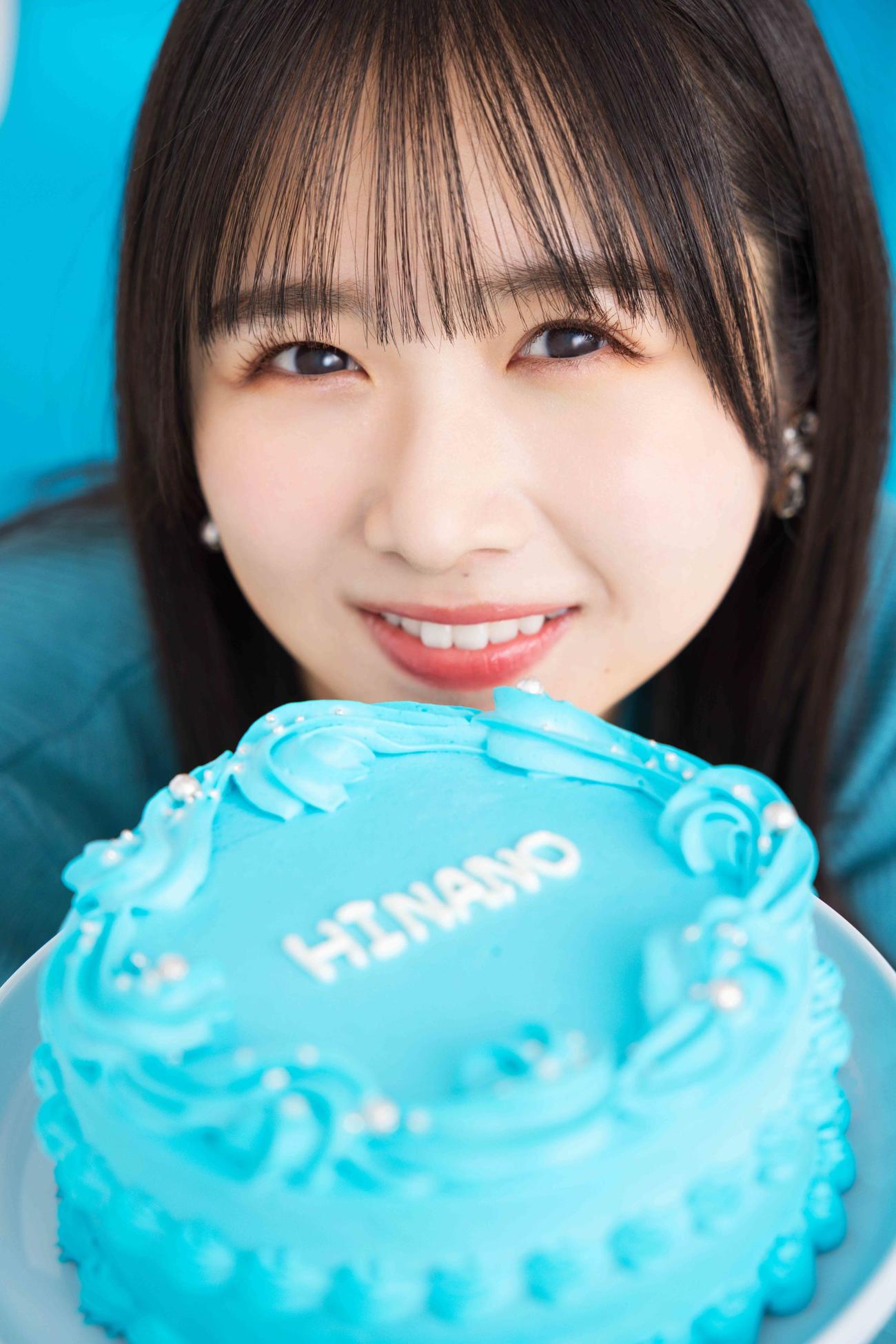 日向坂46公式ブック「H46 MODE vol．1」先行ショット。三期生の上村ひなの