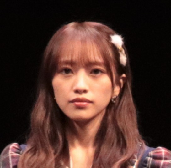 向井地美音（2022年9月撮影）