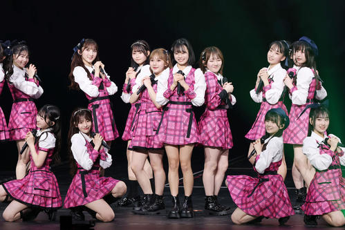 クセ強!?AKB19期生5人お披露目 最年少は中1 落語、魚さばき…特技