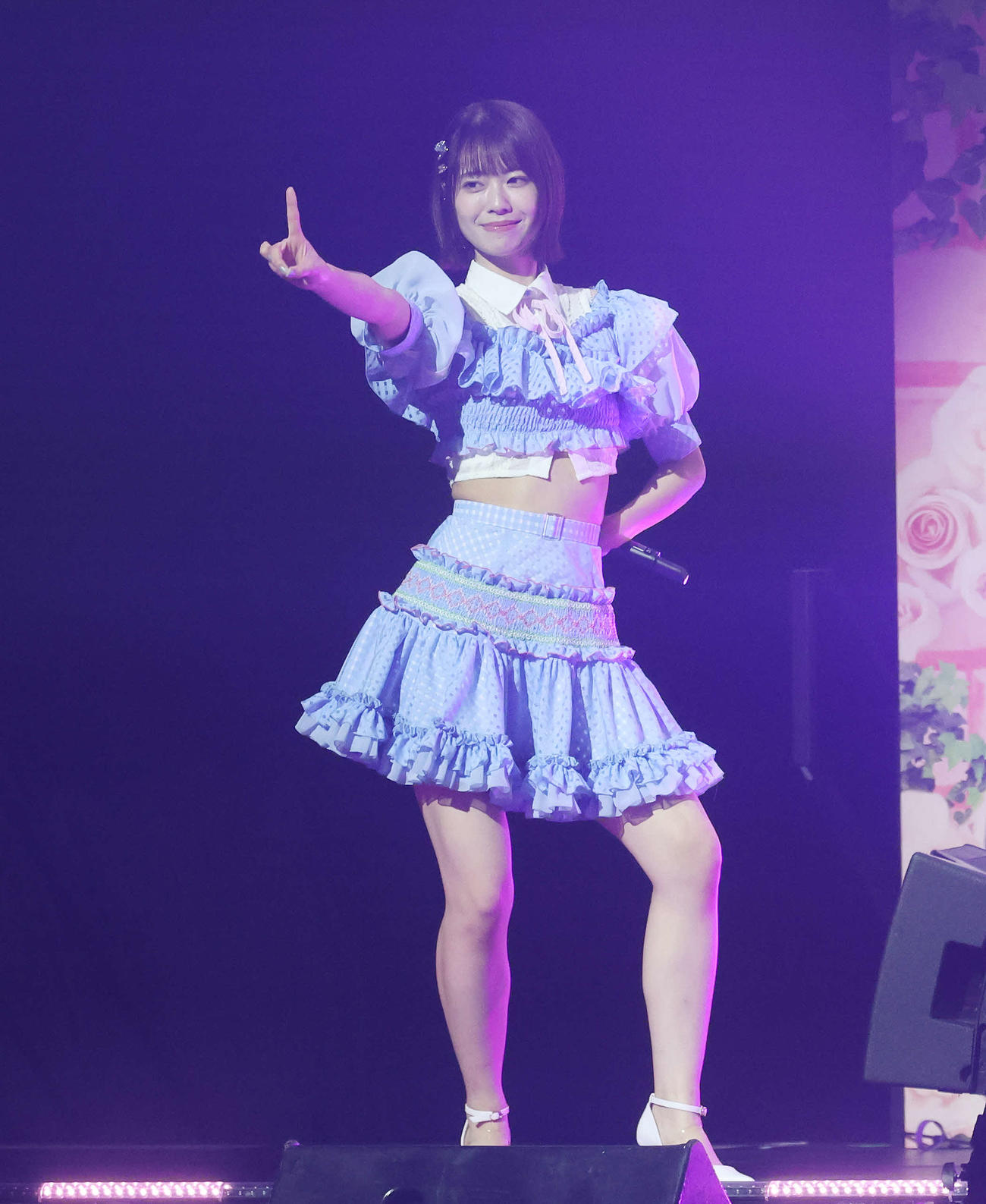 コンサートでパフォーマンスするAKB48小田えりな（撮影・宮地輝）