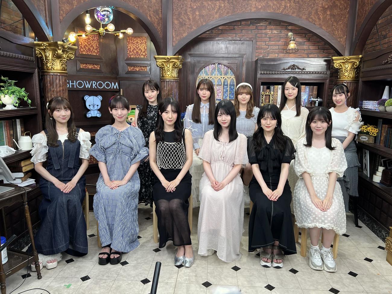 10枚目の新シングル選抜メンバーに選出されたNGT48の、前列左から藤崎未夢、佐藤海里、大塚七海、小越春花、北村優羽、水津菜月、後列左から西潟茉莉奈、奈良未遥、清司麗菜、杉本萌、磯崎菜々（C）Flora