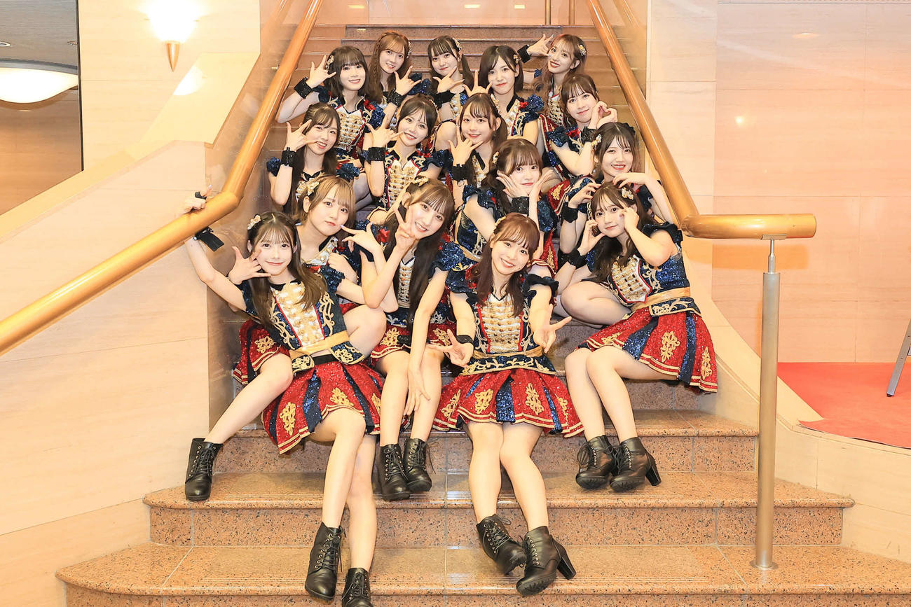 AKB48劇場工事中出張公演の初日公演を開催したAKB48（C）AKB48
